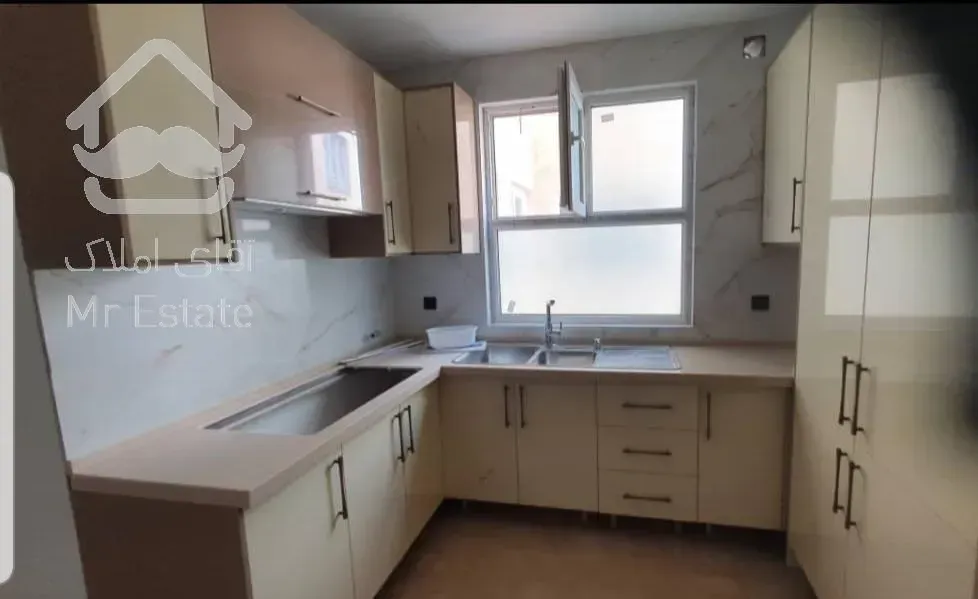 آپارتمان با موقعیت اداری ۱۲۵ متری واقع در سعادت آباد