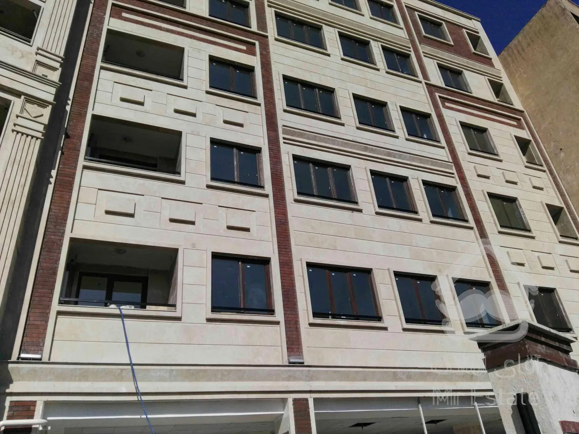 ۹۳ متر دو خواب فول امکانات دوساله فردوس شرق