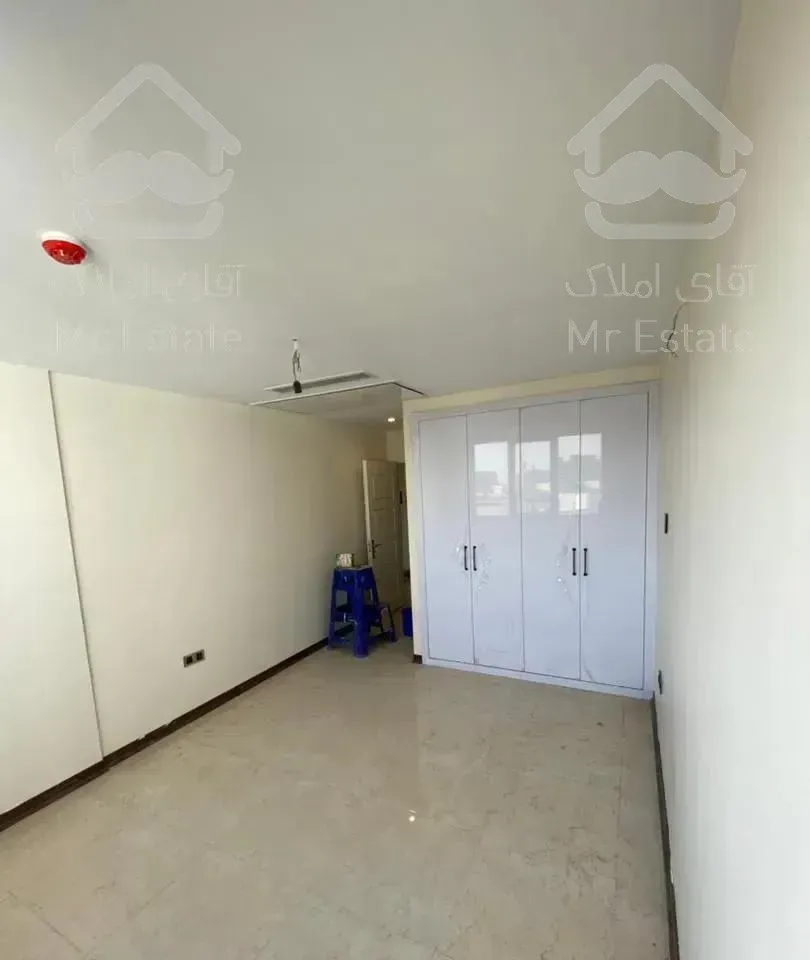 ۱۱۵متری کلید نخورده