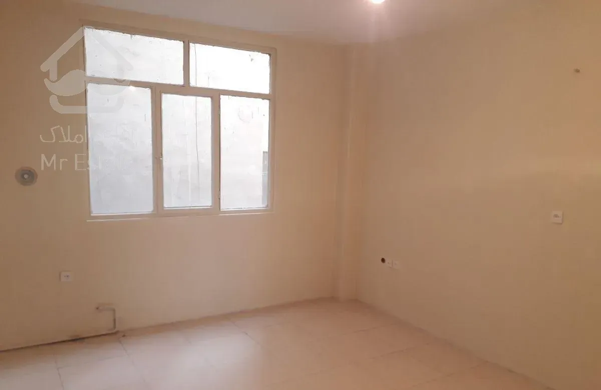 ۴۴متر ۱خواب طبقه دوم تکواحدی . خیابان سپه