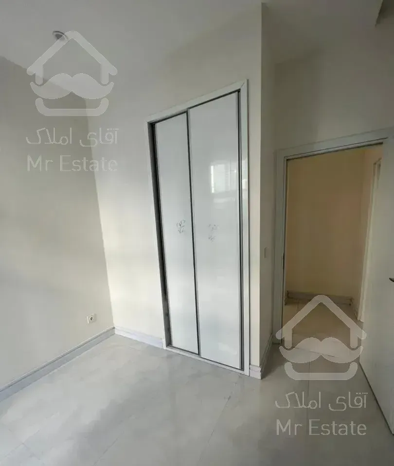 ۹۰متر در عمارت مجلل رویال پالاس