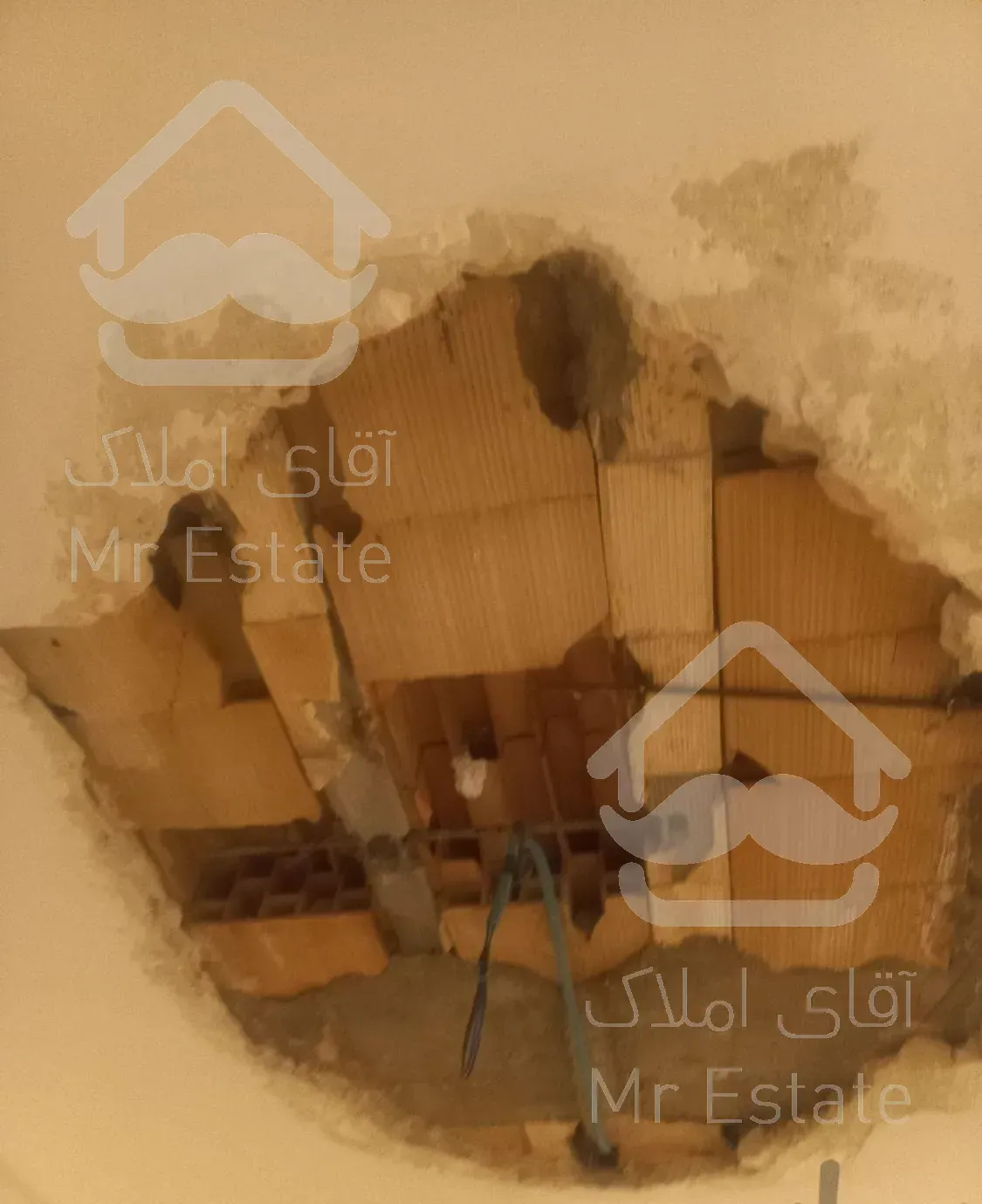 تخریب گچ کار خرده کار لکه گیری گچکار بنائی ایزوگام