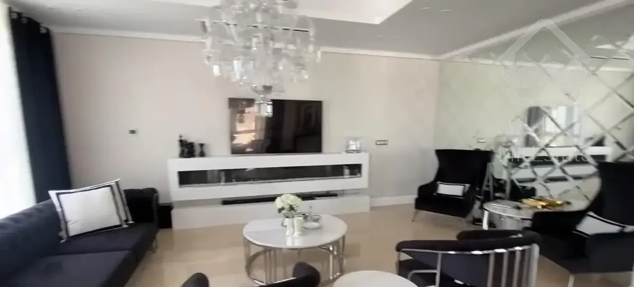 فروش ۲۰۰ متر اپارتمان در زعفرانیه/برج باغ/ویو ابدی