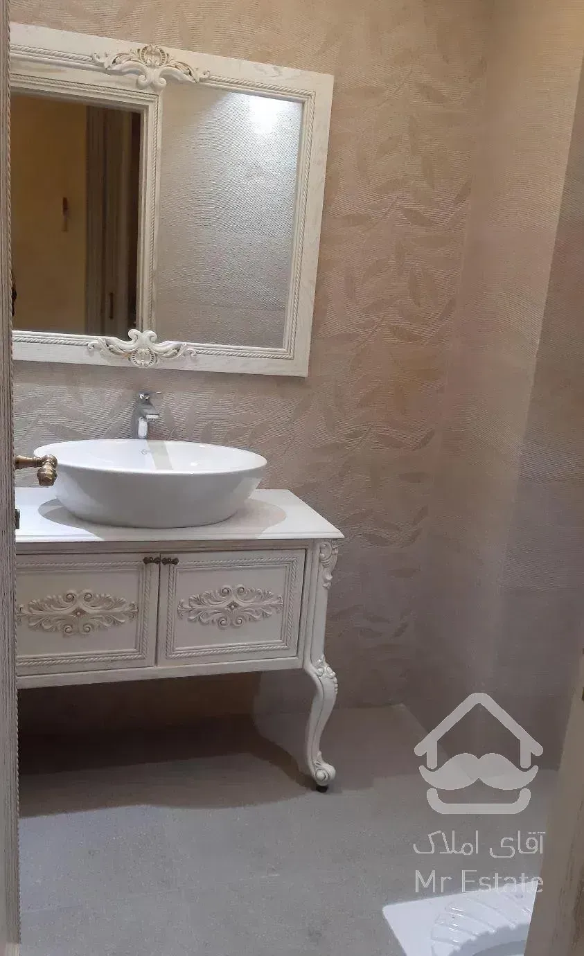 نیاوران ۱۵۰ متر ۳خواب