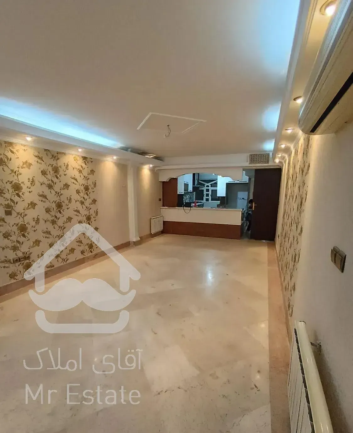 آپارتمان ۱۳۷متر ۳ خواب مشاعات ابی