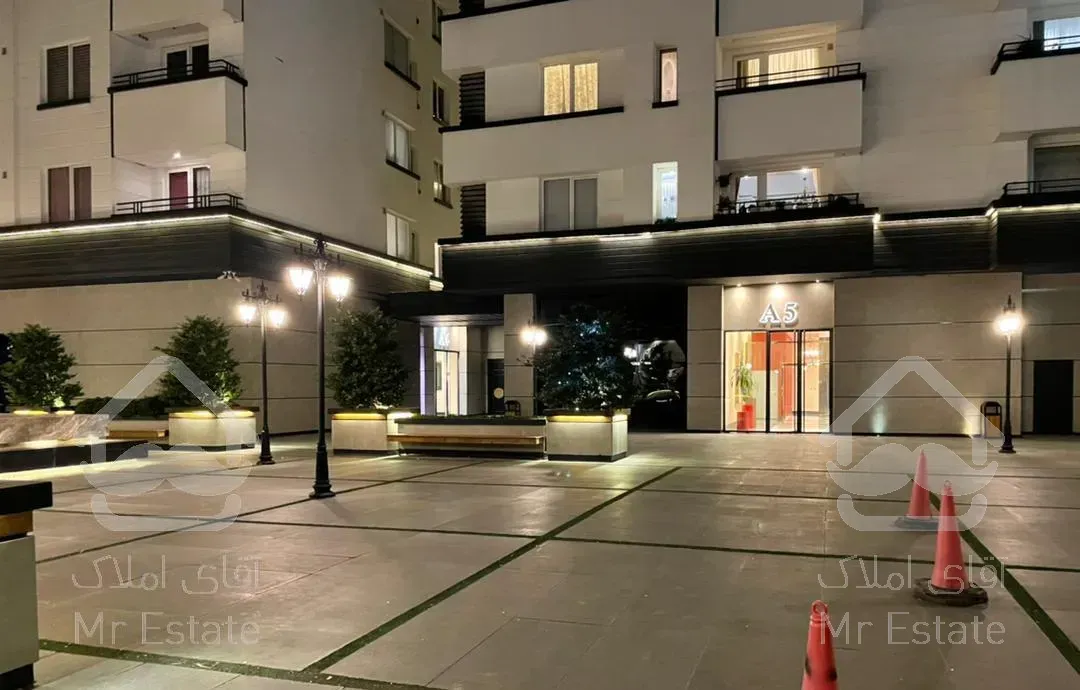 110 متر  در برج سفید فول امکانات