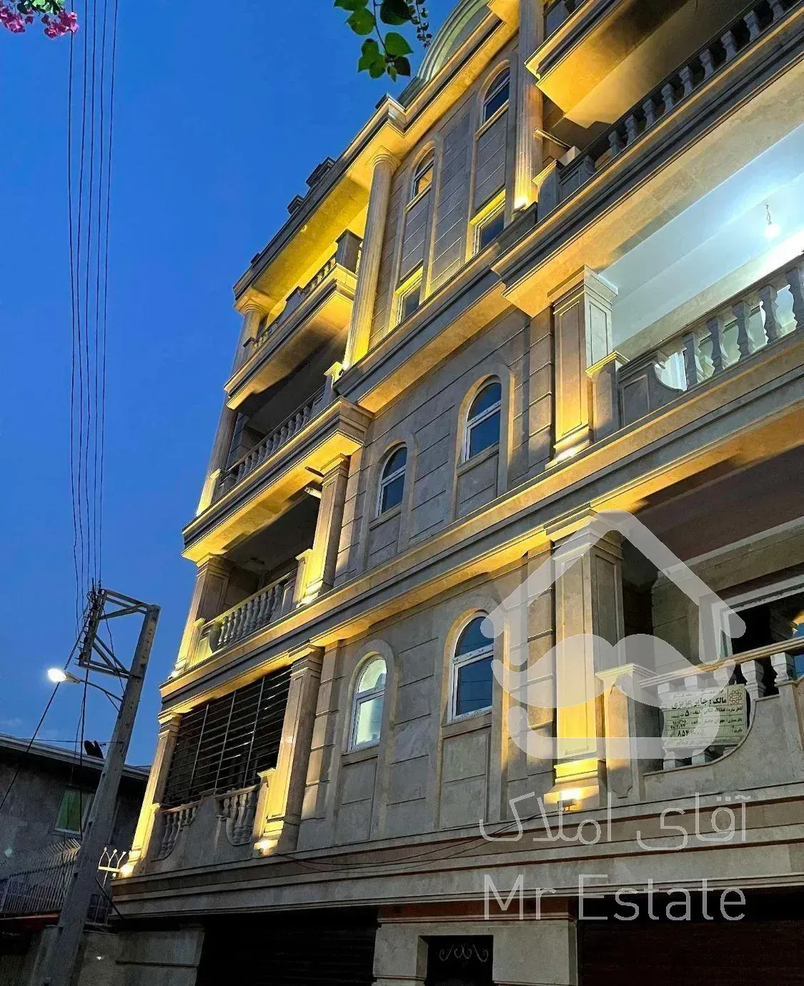 آپارتمان ۱۳۸ متری خیابان بابل انتهای اخوان