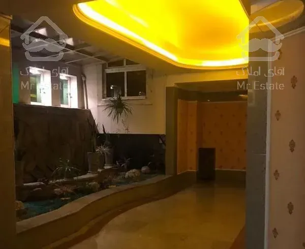 فرشته ۱۸۵ متر