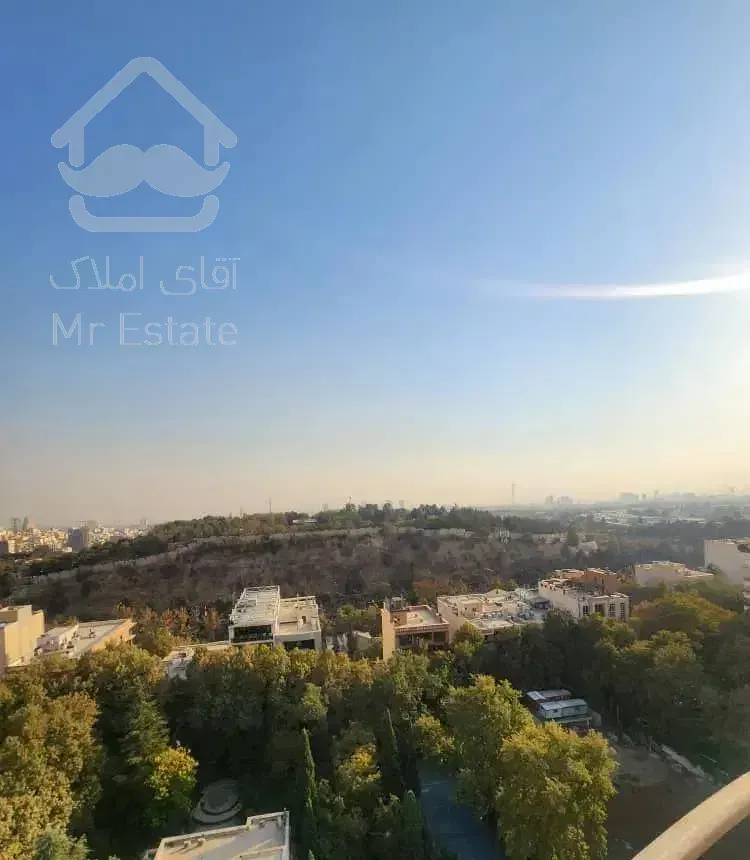 تجریش برج ( با چشم انداز کوه های دربند )