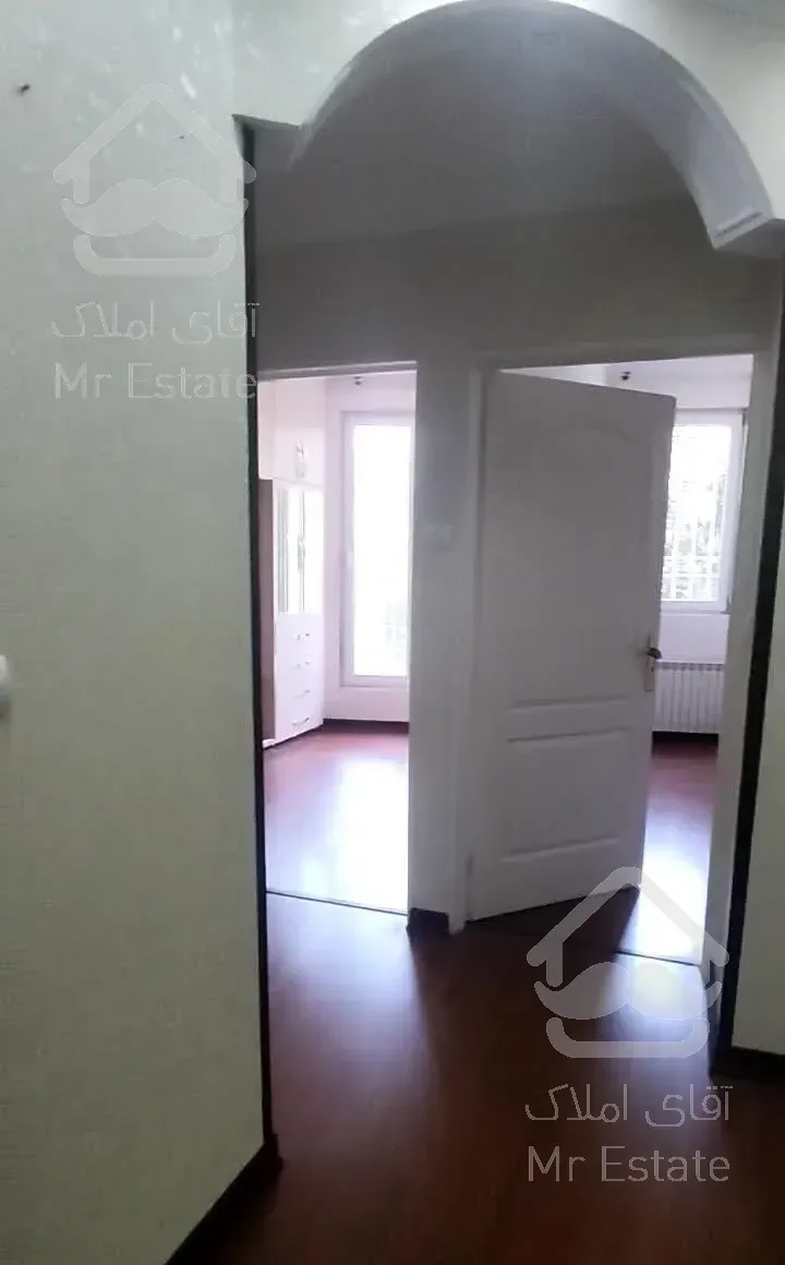 شریعتی آمل // 71 متر // دو خوابه بازسازی شده