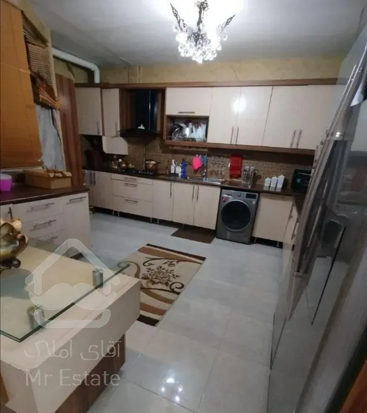 فروش آپارتمان ۱۳۰ متری ۲ خوابه در محله طلاب