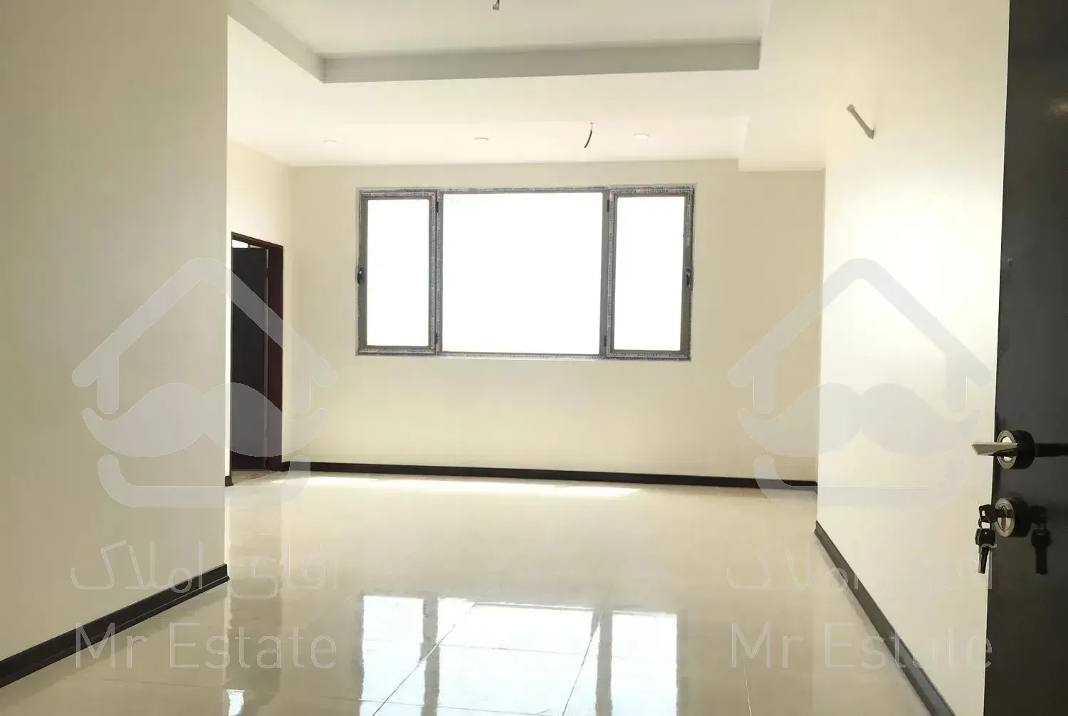 چیتگر۱۱۰متر۲اتاق کلیدنخوردجنوبی ویودریاچه برج برند