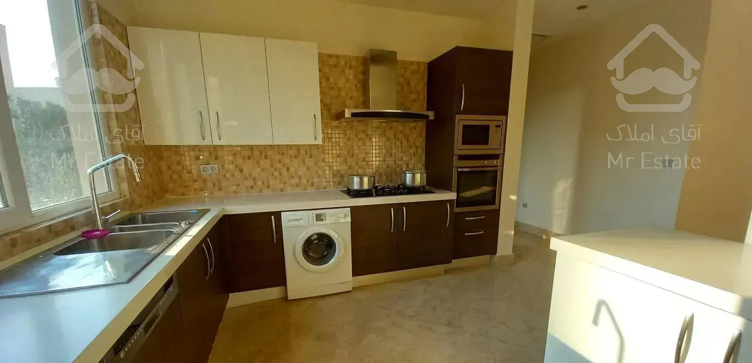 آپارتمان ۱۷۵متر/۳خواب/گلستانها/۲پارکینگ فول فرنیش