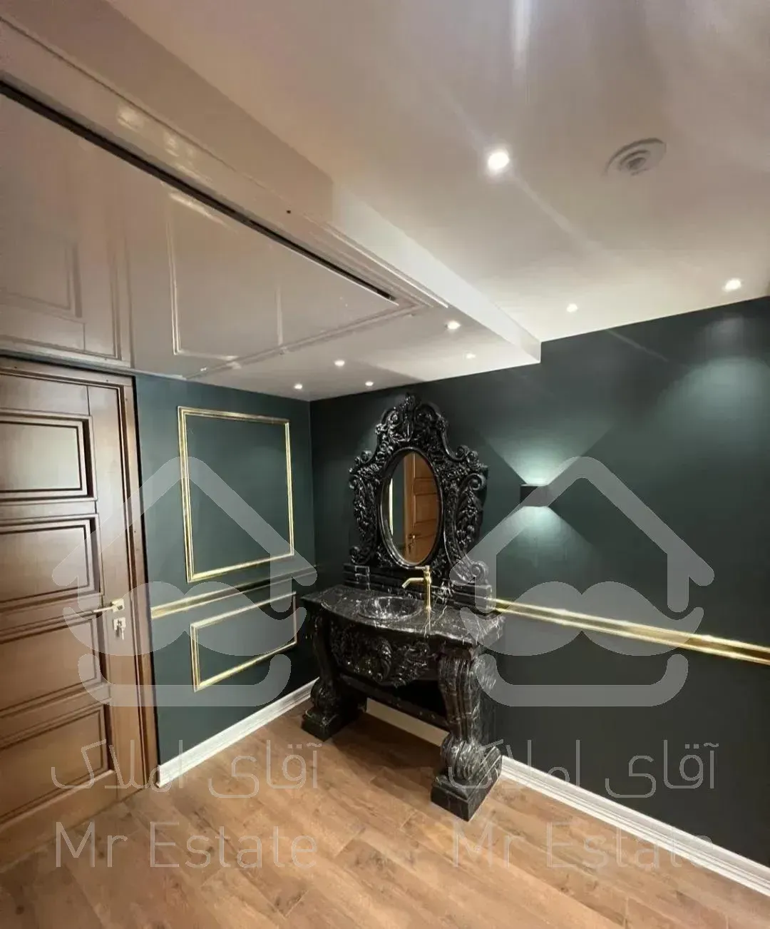 ۱۱۰متری میدان ونک