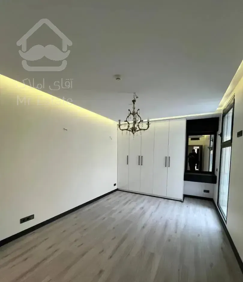 ۱۳۵ متر ، ۲ پارکینگ سندی ، فول مشاعات ، سازه مدرن