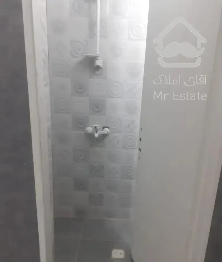 یک خواب . واحد مبله می‌باشد .هم اجاره هم فروش