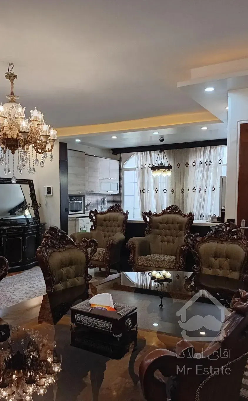 ۸۲ متر / ۲خواب / خوش نقشه       (  فول بازسازی  )