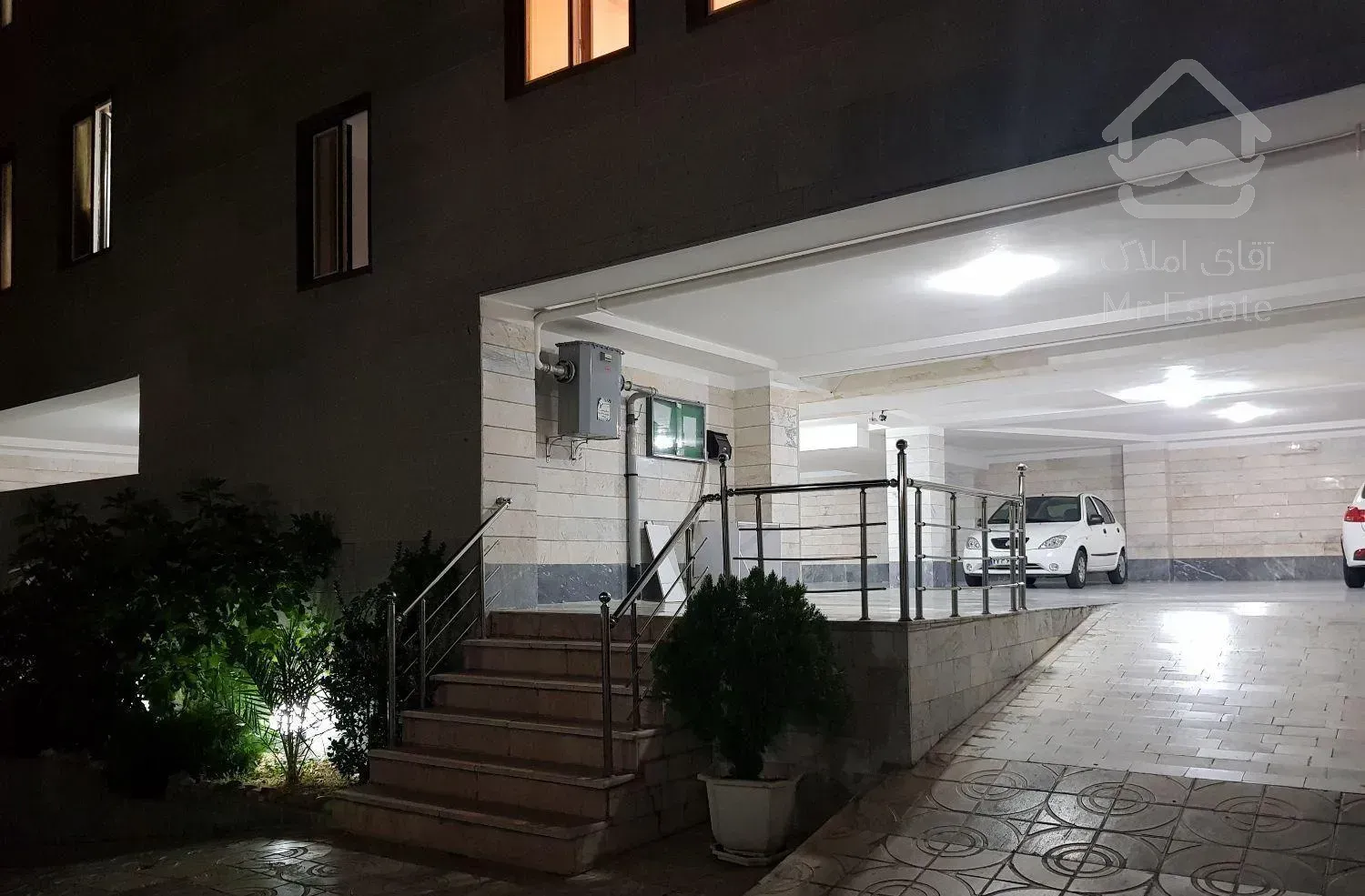 ۶۰ متری فول استخر دارایی