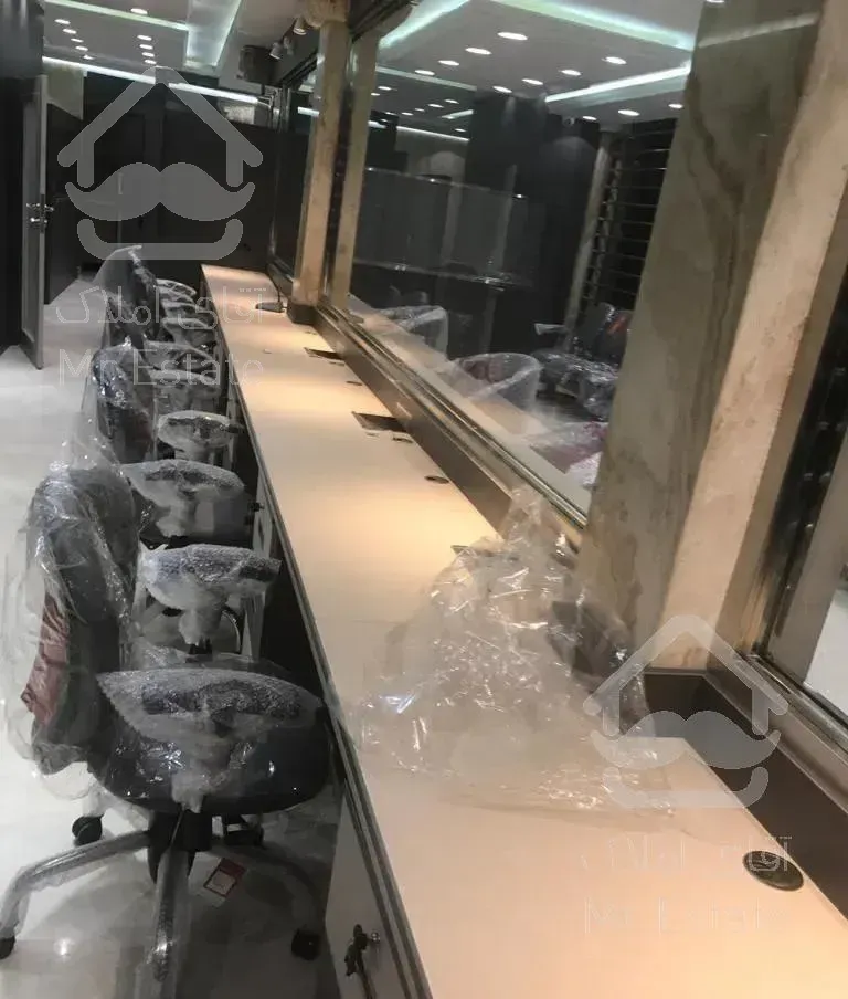 ۱۰۵ متر بر ۱۴/ بر جردن / مجهز برای صرافی و غیره