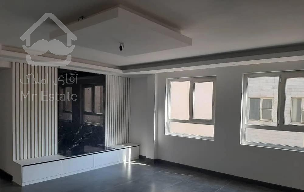 ۷۰ متر دو خوابه فول امکانات روبه آفتاب میدان سما