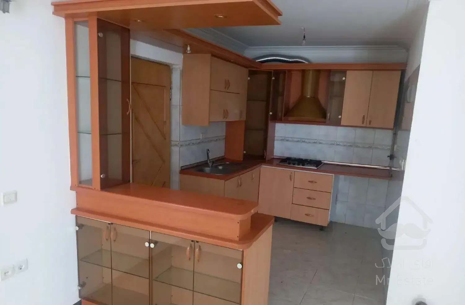 اجاره طبقه همکف راه جدا در اویل شریفی ۲۳