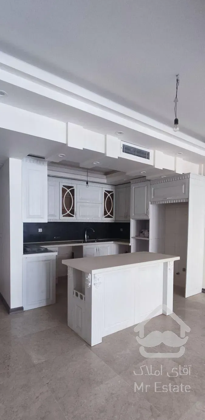 ۹۴ متر نوساز / لوکیشن  در منطقه