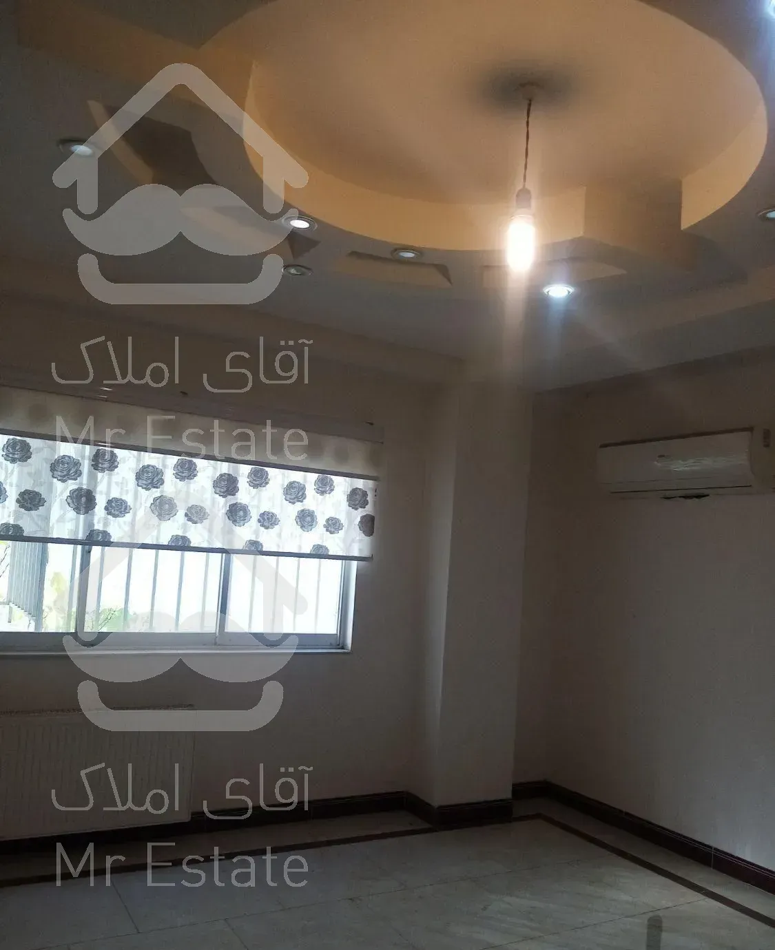 72متر میدان گلستان 5دقیقه فاصله با استخر