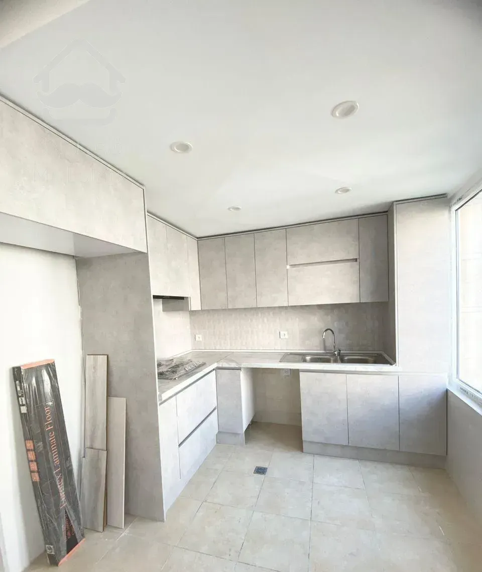 ۸۵ متر * سهروردی شمالی *  دو نبش