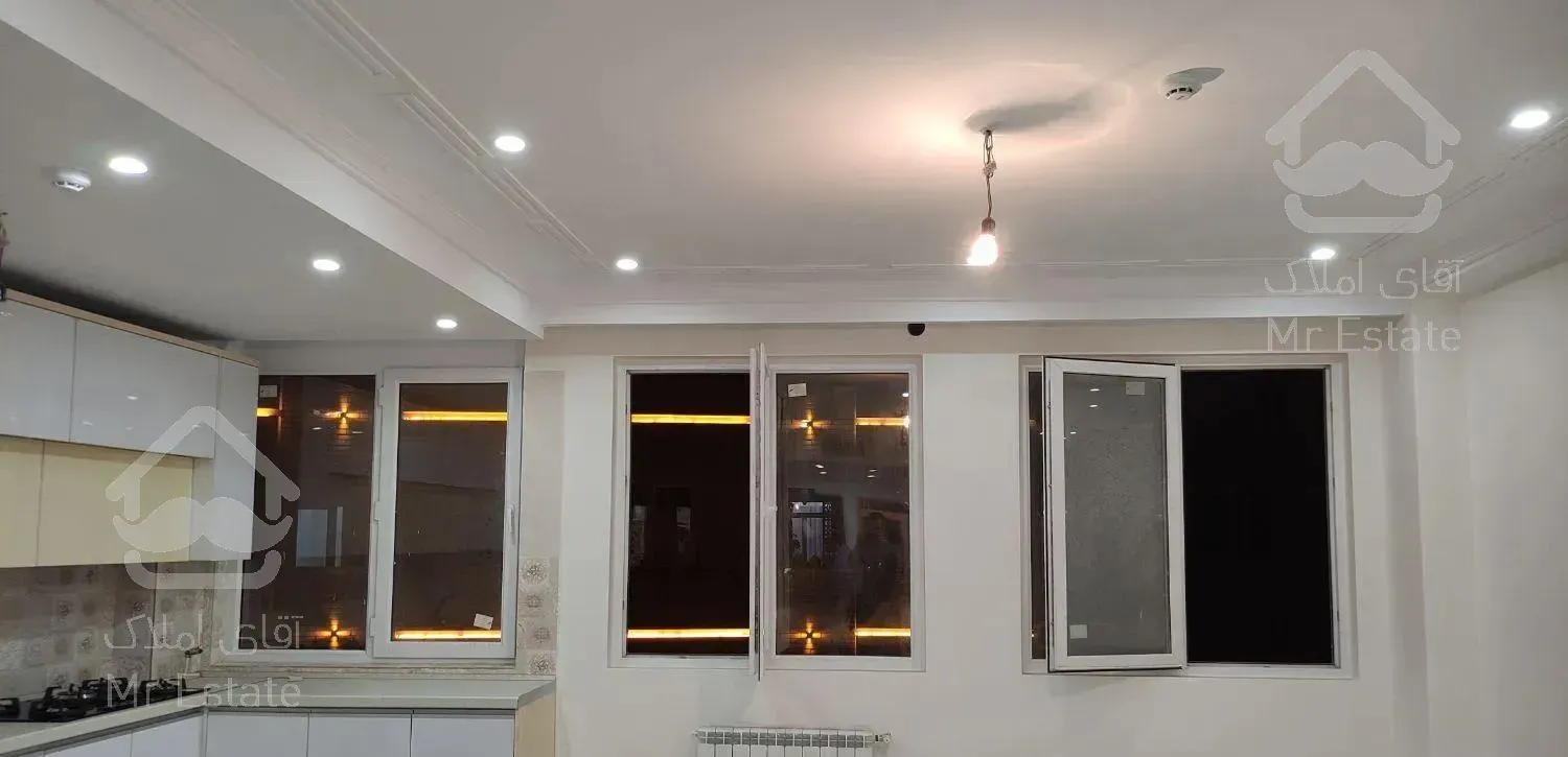 ۸۰مترآپارتمان دو خواب نوساز طبقه سوم تک واحدی