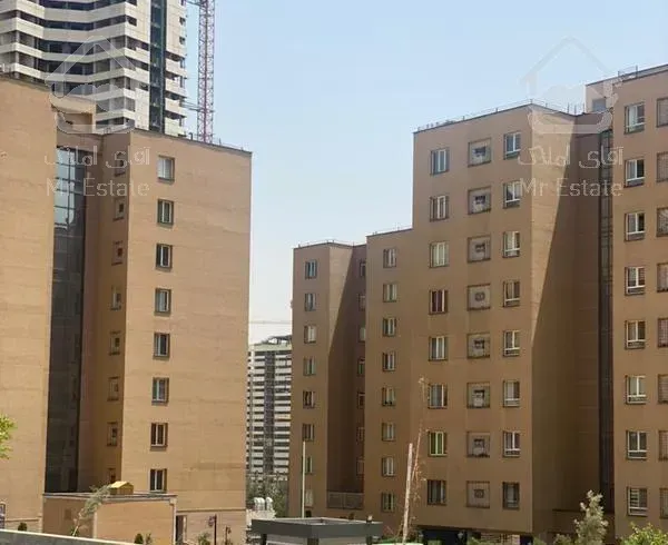 آپارتمان ١٧٠ متر بلوار اردستانی شهرک دانشگاه شریف