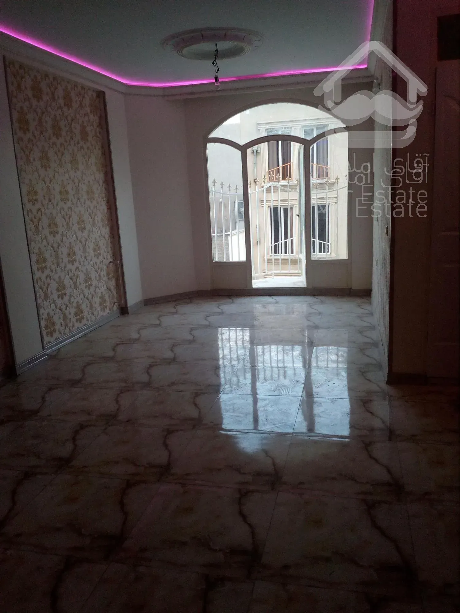 62متر1خواب بازسازی شده پارکینگدار