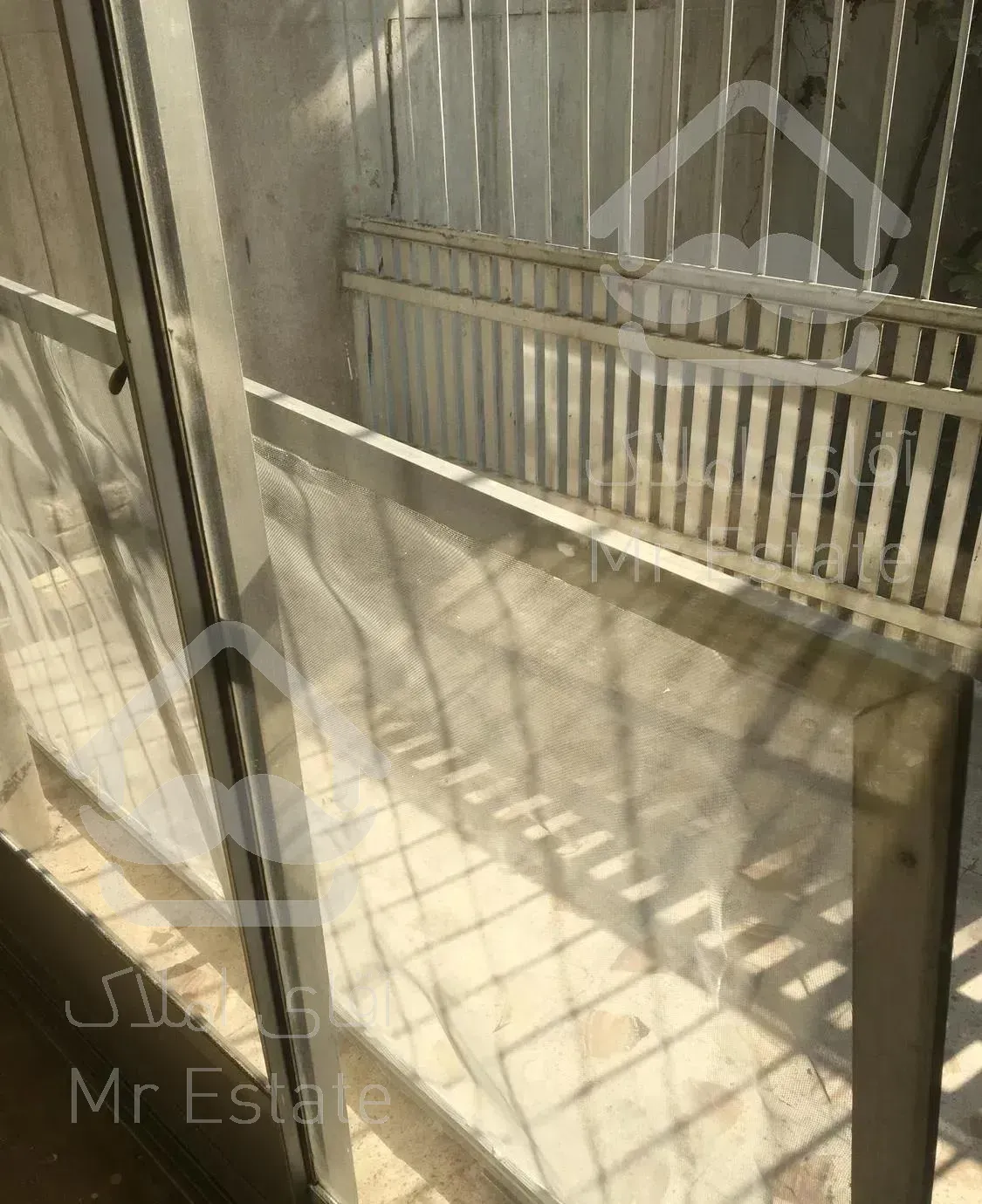 ۱۱۰ متر ، میرزای شیرازی