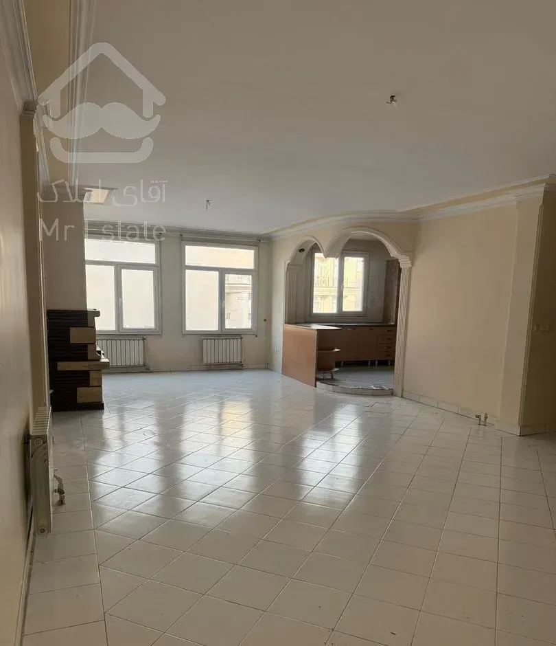 ۱۳۵متر طبقه ۴ باهمه امکانات رفاهی