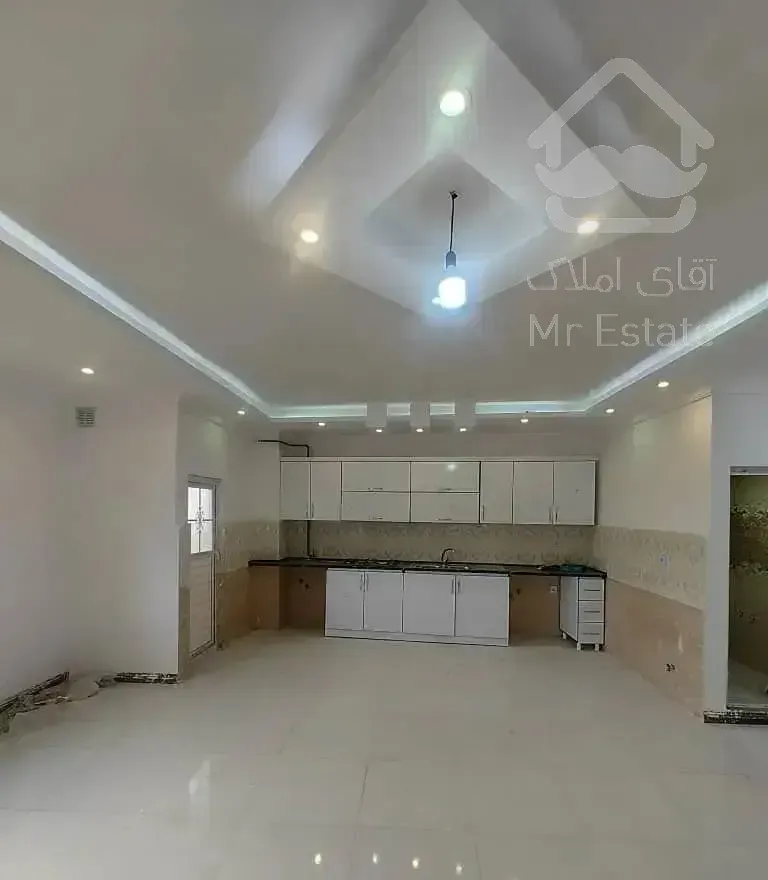 /آپارتمان 85متری طبقه دوم پارکینگ اختصاصی/