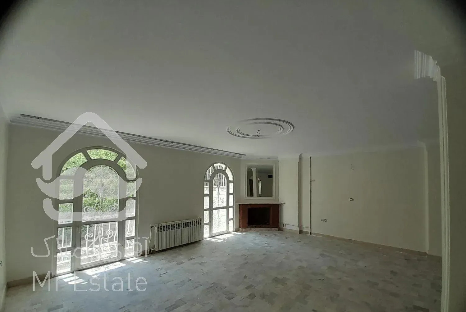 بام قائم ۱۳۵متر ۲خواب تکواحدی ۲پارکینگ