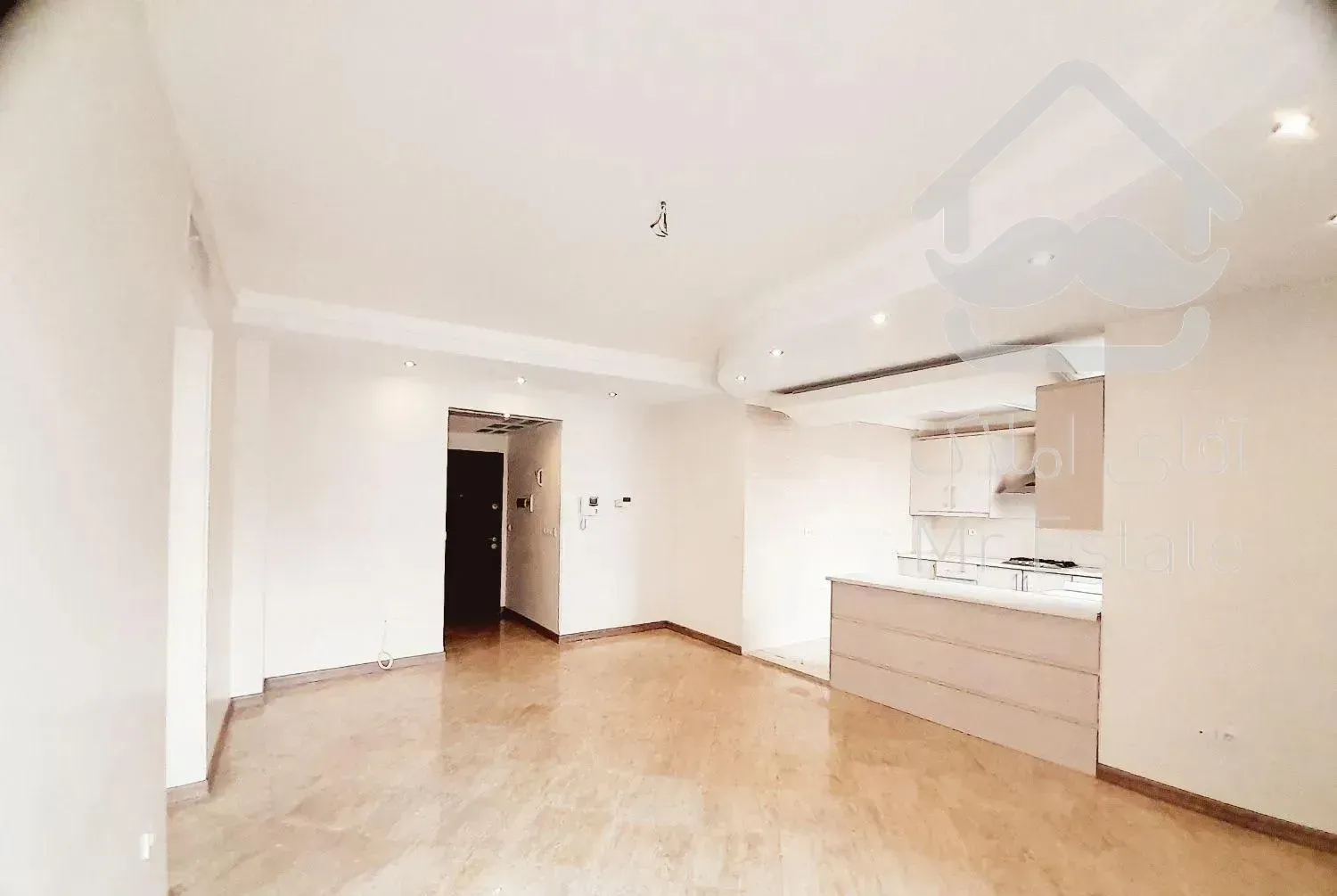 بین اختیاریه و دیباجی۸۰متر ۲خواب