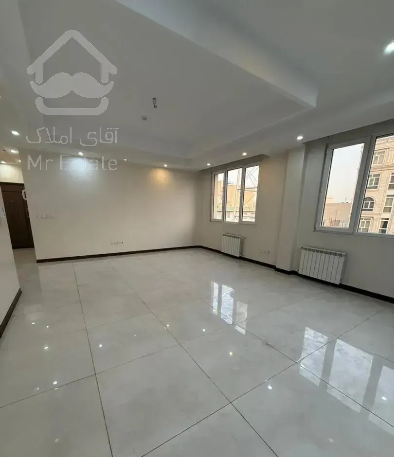 ۱۱۵متر/۲خواب/سالن پرده خور/غرق نور/تخلیه