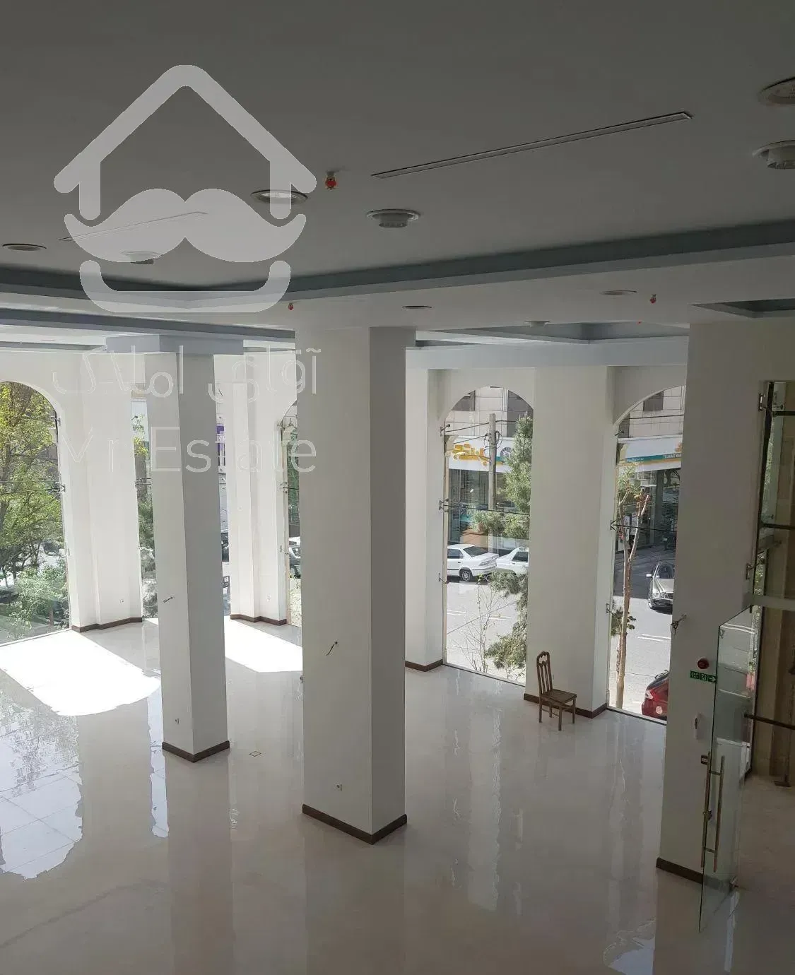 فرمانیه اندرزگو ۹۵ متر فروش تجاری