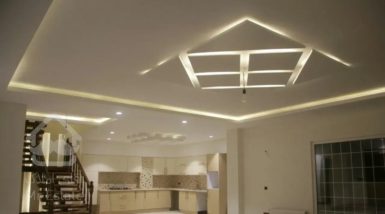 ویلا ۲۲۰ متری دوبلکس کلارآباد نئوکلاسیک