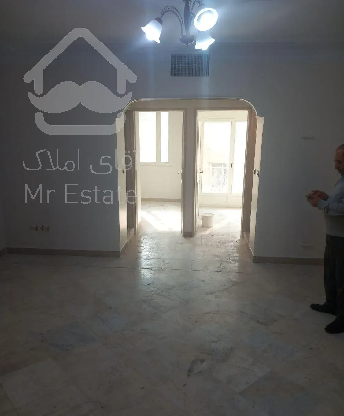 ۷۰ متر تکواحدی ستارخان با پارکینگ