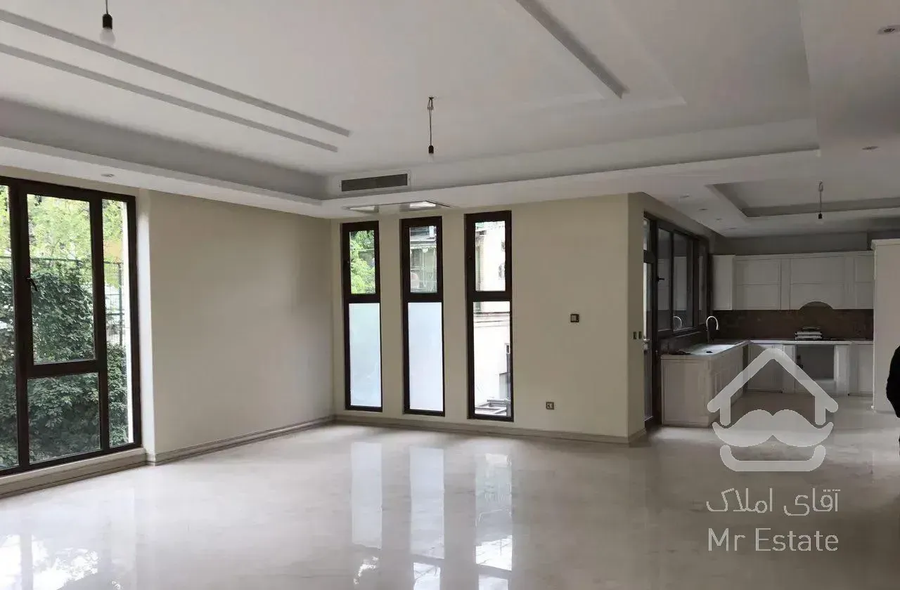 * شمال خواجه عبدالله'۱۳۵متر نوساز'۳خواب تیسفون *