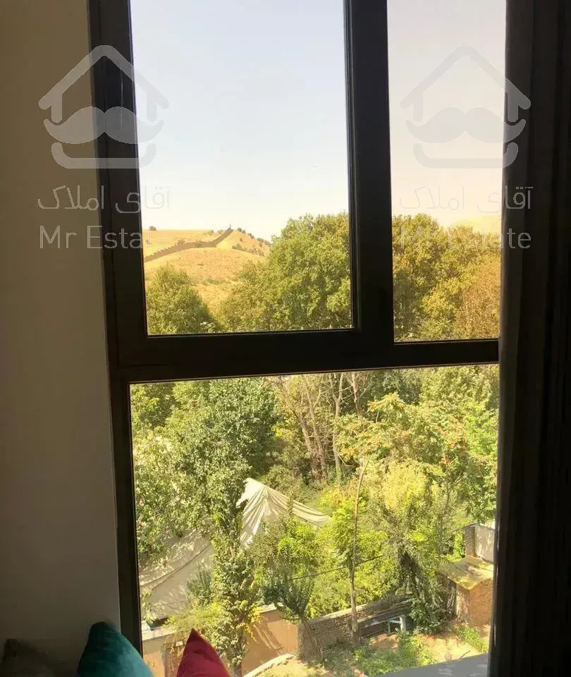 فروش ۱۳۰ متر آپارتمان مشرف به دره درکه
