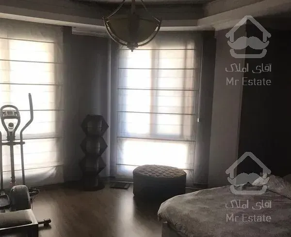 آپارتمان ۱۸۰ متر/سه خواب/کامرانیه