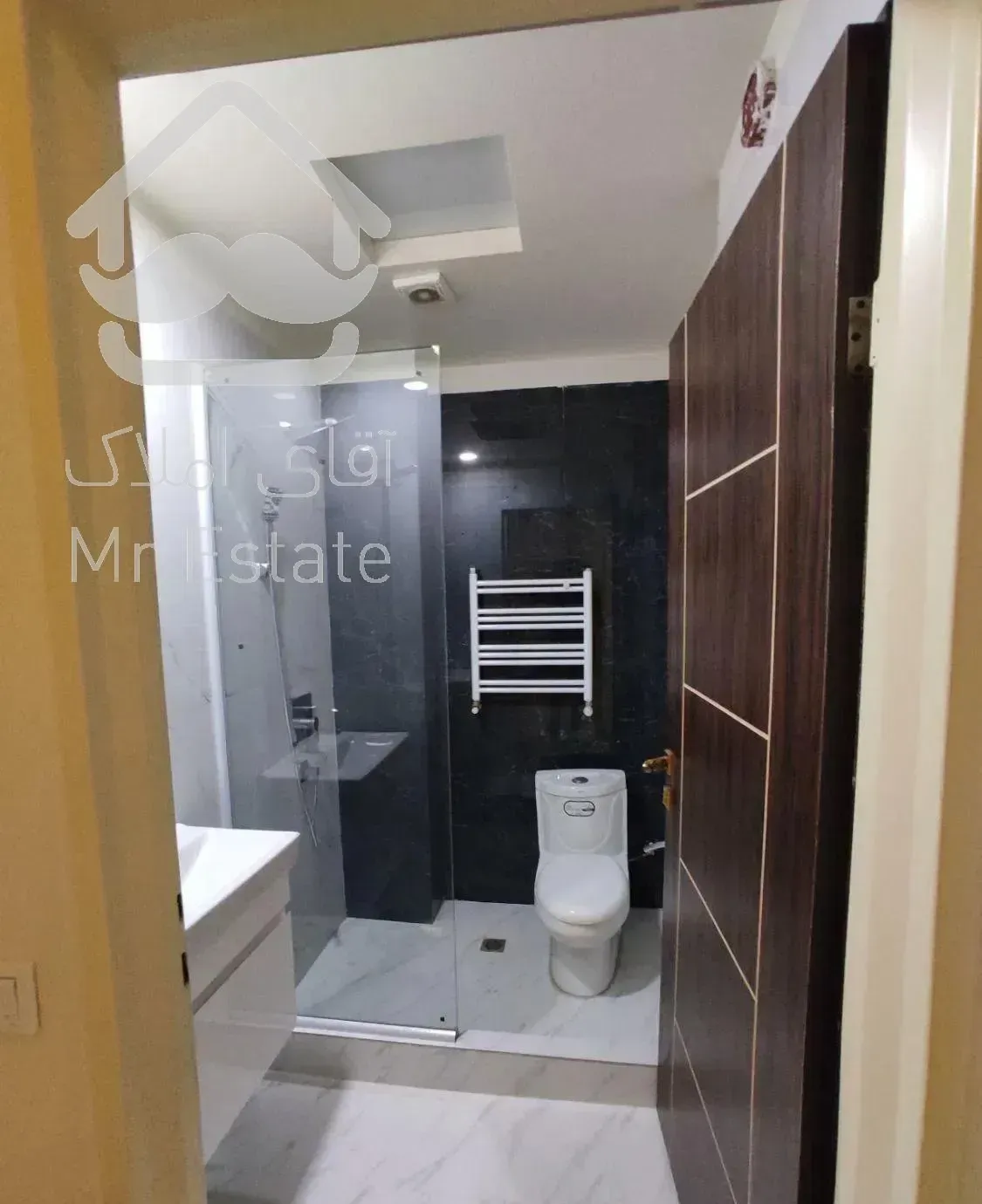 ونک‌ شیخ بهایی ۱۱۶ متر ۲ خوابه کلید نخورده