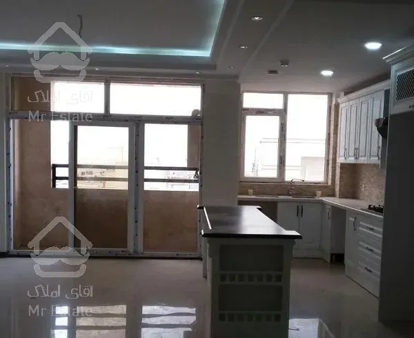 ۱۱۵ متر نوساز/ رو به آفتاب/ دو واحدی/کاشانی بهنام