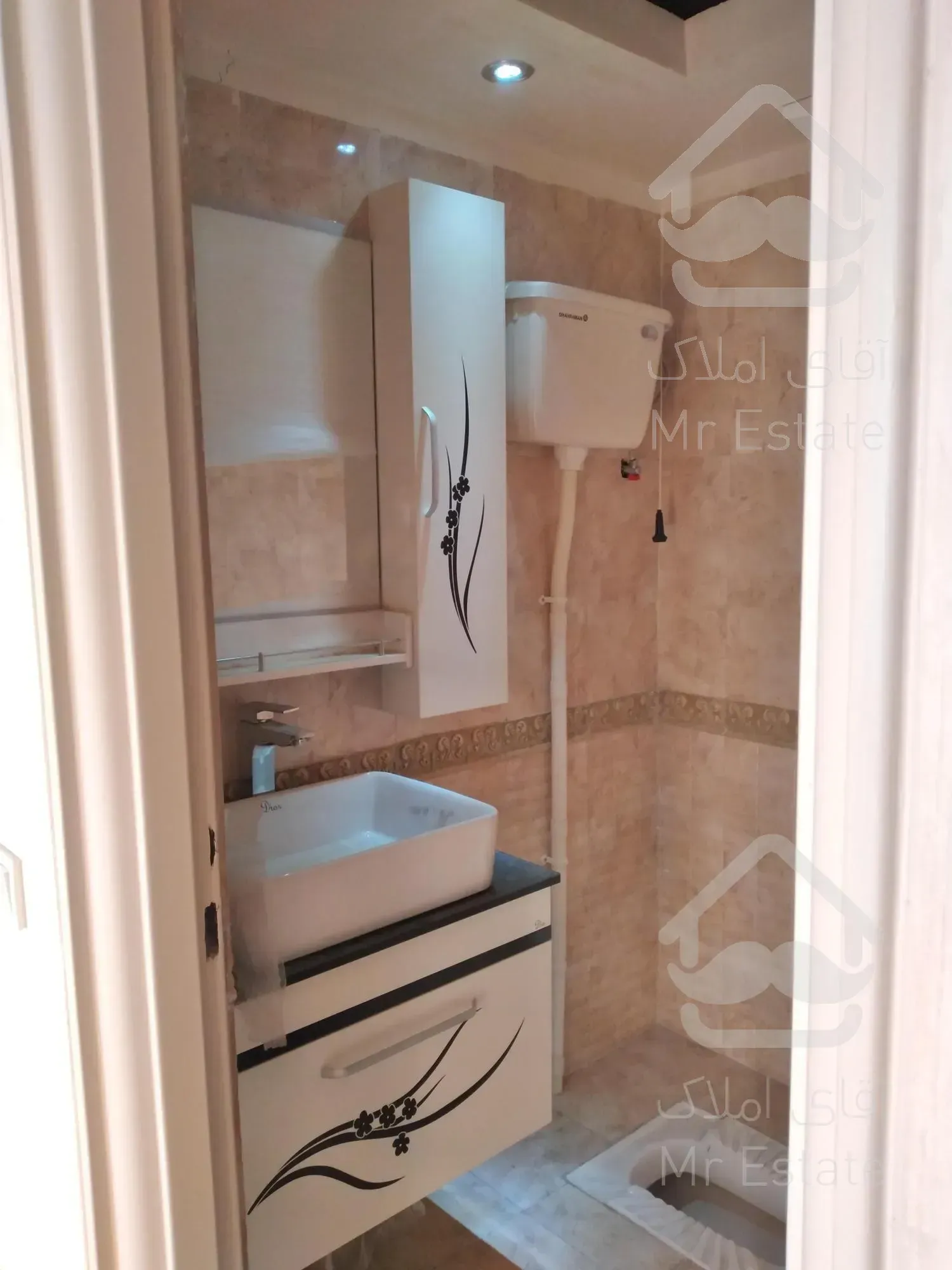 اپارتمان ۱۶۵متری سه خواب در سازمان برنامه