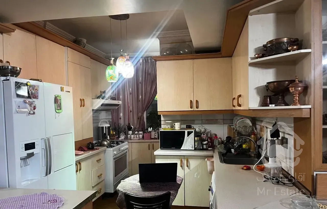 ۹۵متر ۲خوابه قلهک (دولت)