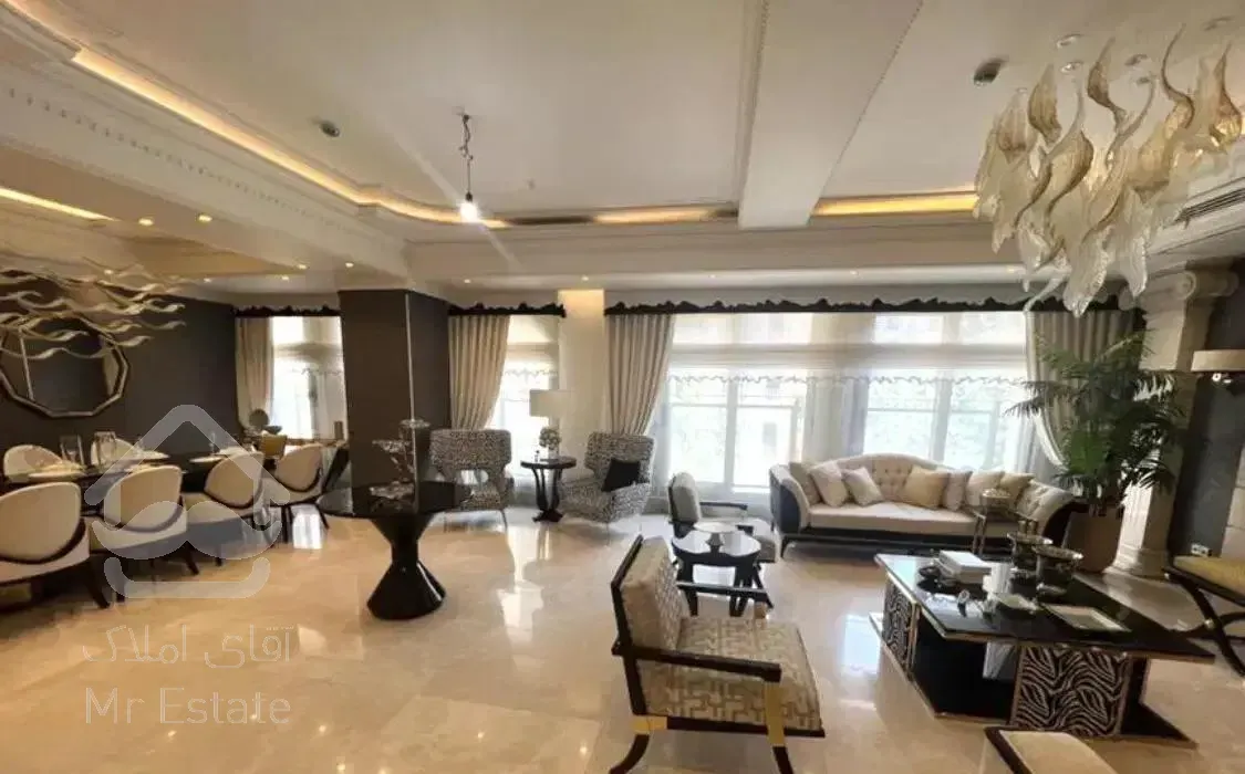 ۲۲۰ متر ۳ خواب/ساختمان ۴ ساله شخصی/در قلب نیاوران