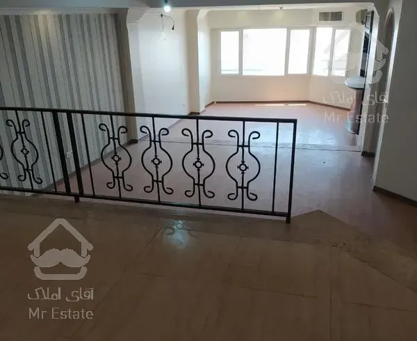 نیاوران.طبقه10.نور و چشم انداز بدون مشرف