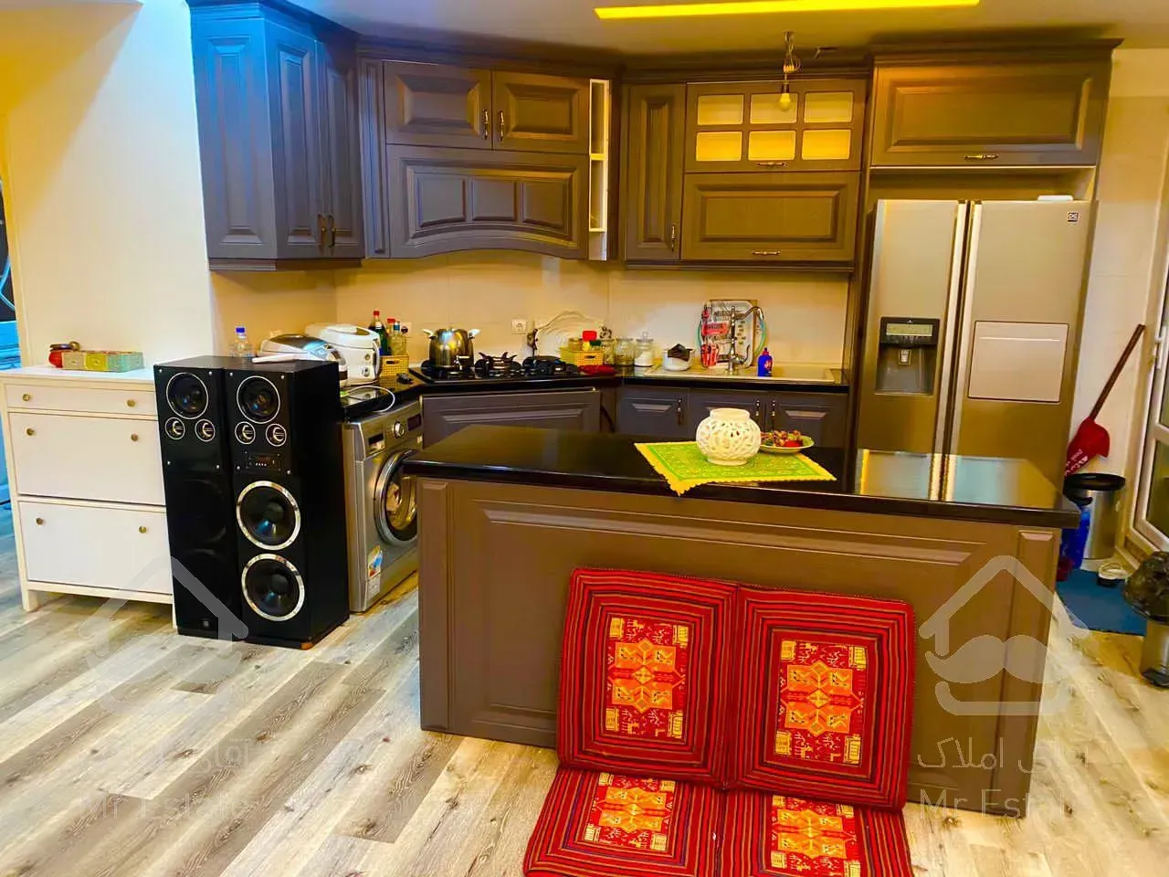 رهن آپارتمان ۱۴۳ متر در برج صدف دریاچه شهدای خلیج فارس